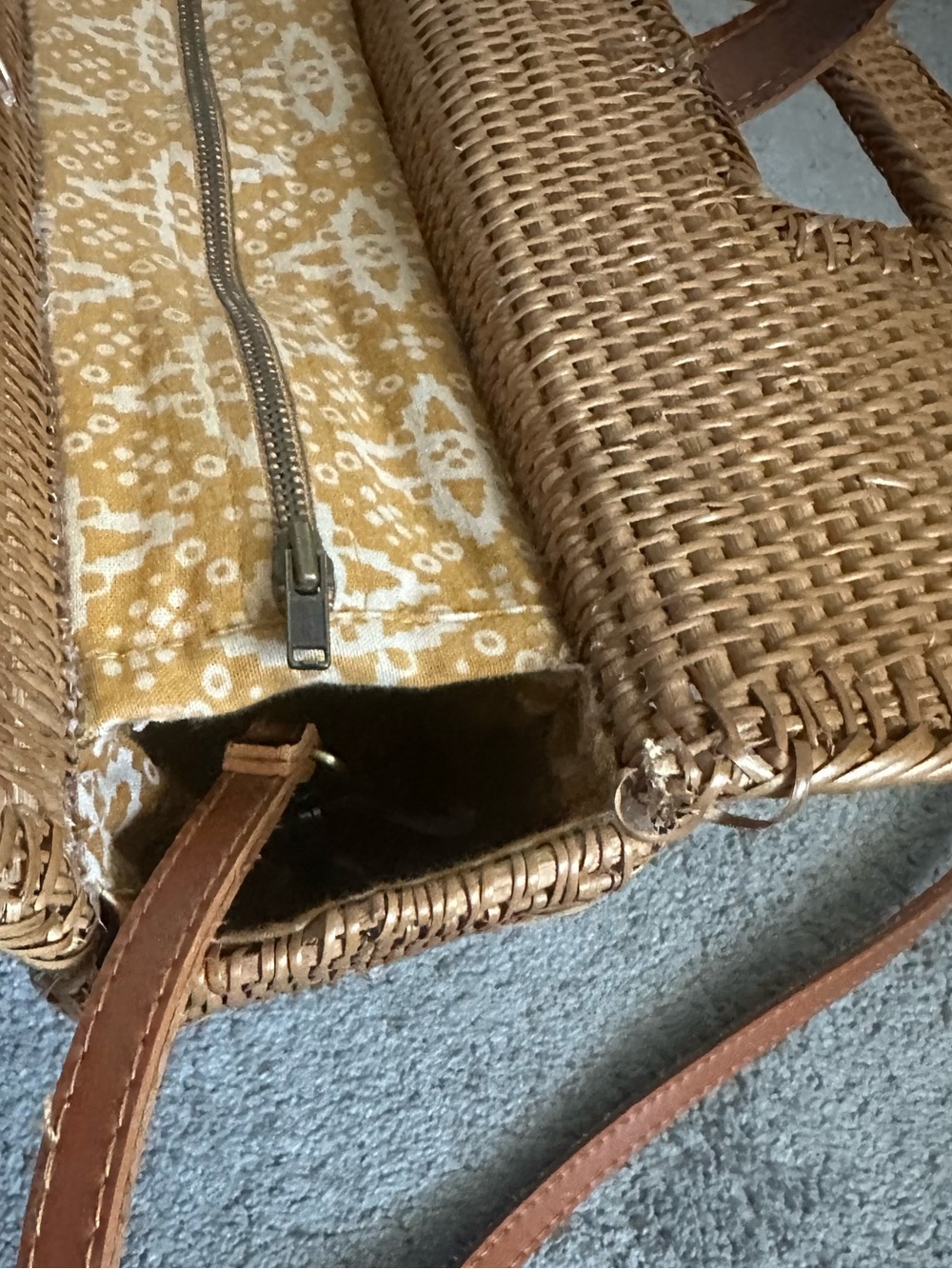 Anthropologie Rattan Woven Crossbody Bag in Tan/Brown Natural Lightweight - Picture 11 of 16